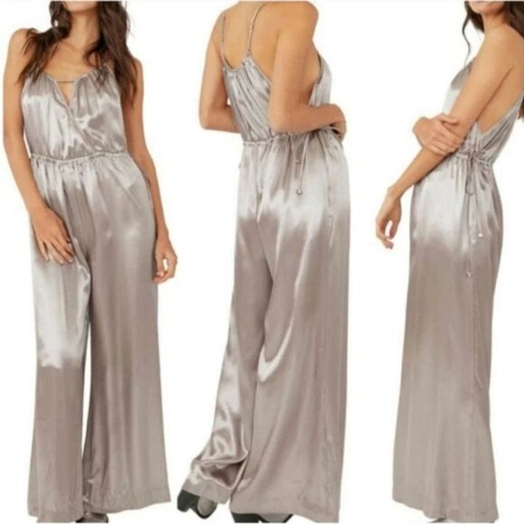 Free People Kate Wide Leg Silky Satin Champagne Jumpsuit Sz XS